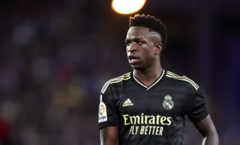 Vinicius Júnior celebra punição de agressores racistas na Espanha