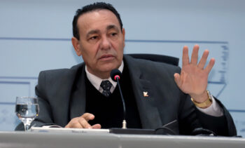 Vereador Carlão cobra da Sisep retomada da última fase da pavimentação do Nova Lima