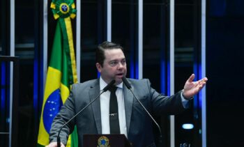 ”Igrejas cumprem função social”, diz Rodolfo Nogueira sobre imunidade tributária para templos religiosos