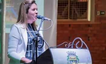 Professora Kalícia de Brito Pode se Tornar a Primeira Prefeita de São Gabriel do Oeste