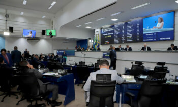 Vereadores aprovam 88 projetos na sessão desta quinta-feira