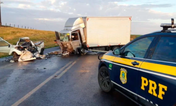 Aumento de mortes em acidentes nas rodovias federais do Paraná é destacado pela PRF em 2024