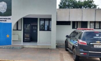 Mulher denuncia vizinho por furtos de água e energia