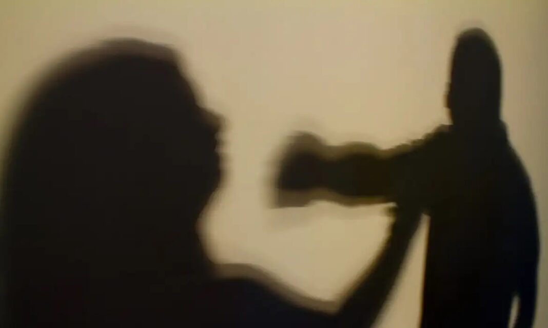 Projeto premiará ações de enfrentamento à violência contra a mulher